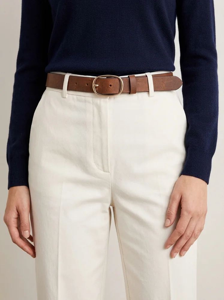Women's Leather Belt with Gold Oval Buckle (Image 3)