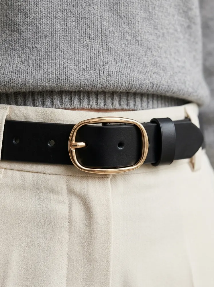 Women's Leather Belt with Gold Oval Buckle (Image 3)