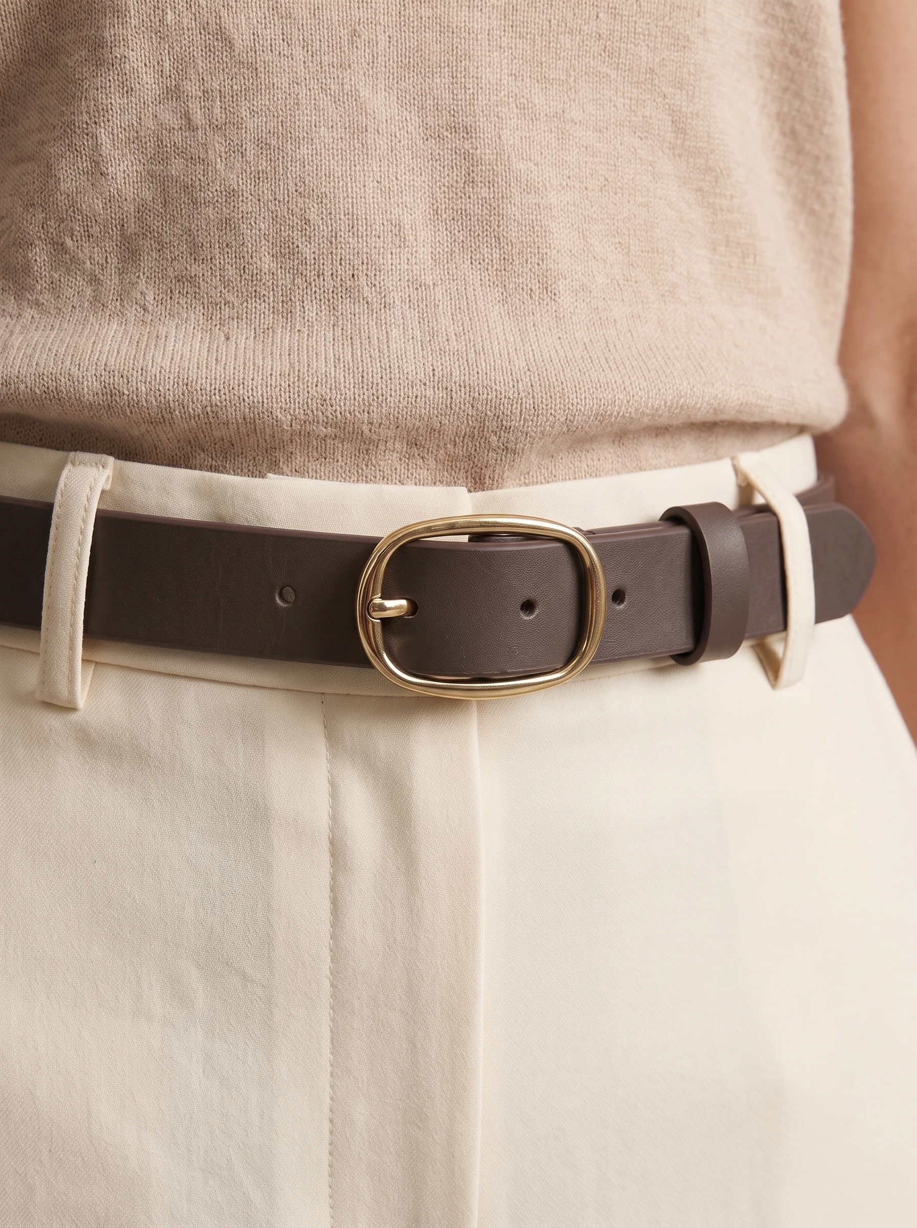 Women's Leather Belt with Gold Oval Buckle (Image 3)