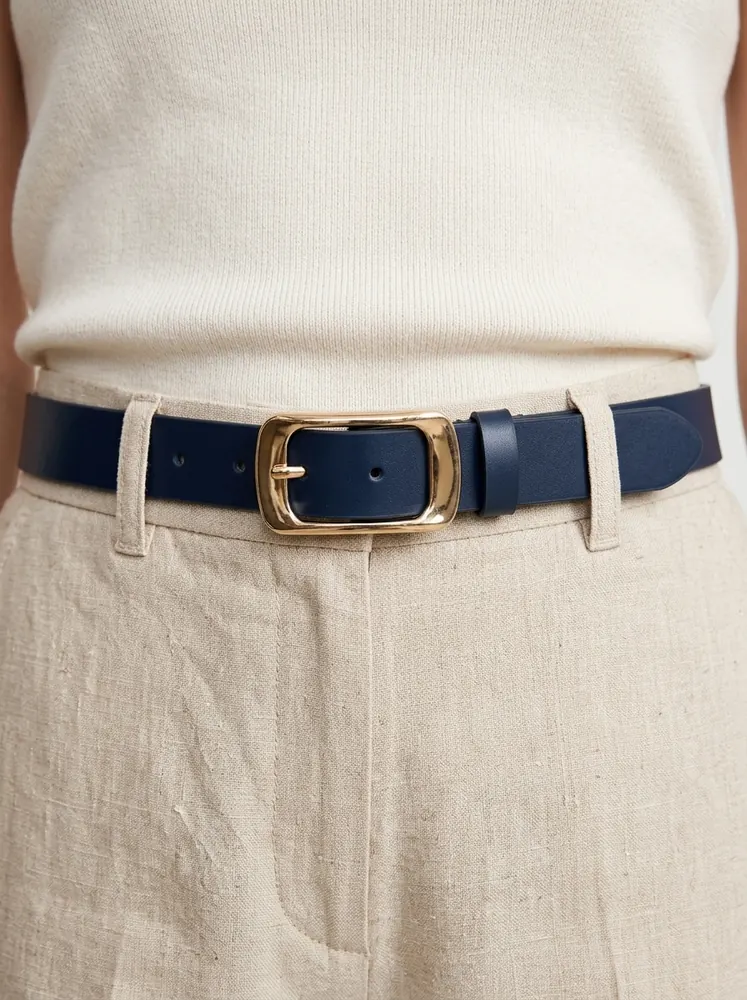 Women's Leather Belt with Gold Rectangular Buckle (Image 3)
