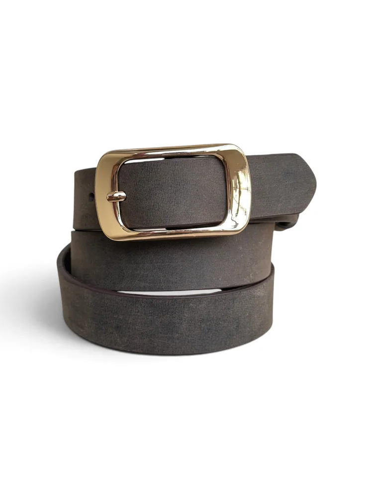 Women's Leather Belt with Gold Rectangular Buckle (Image 5)
