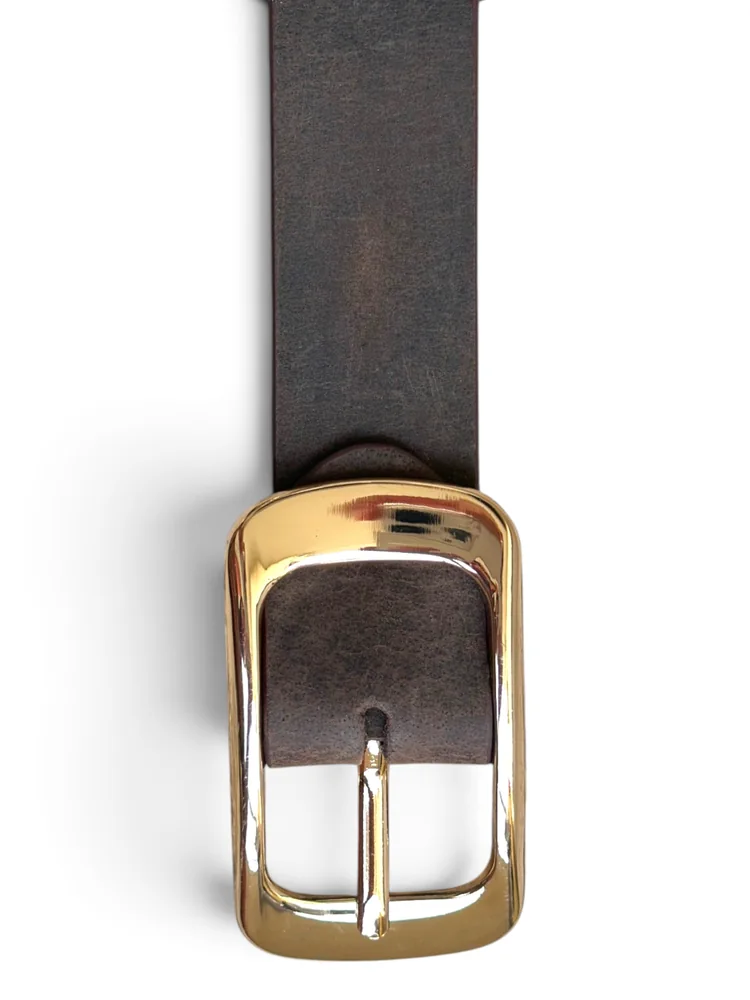 Women's Leather Belt with Gold Rectangular Buckle (Image 7)