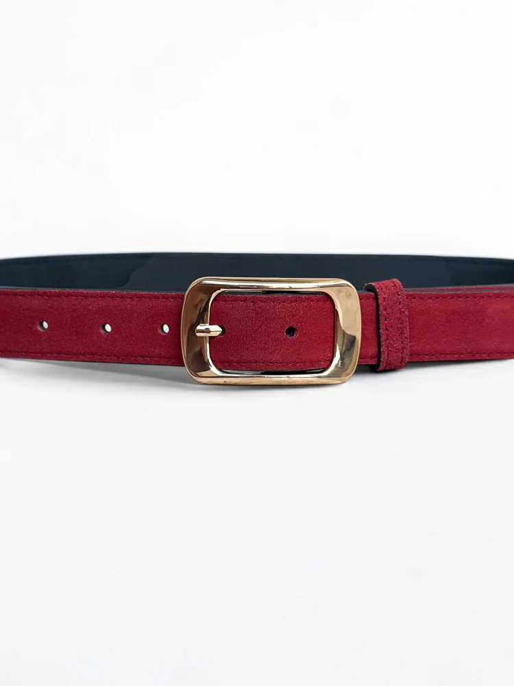 Women's Suede Leather Belt – Polished Gold Buckle (Image 4)