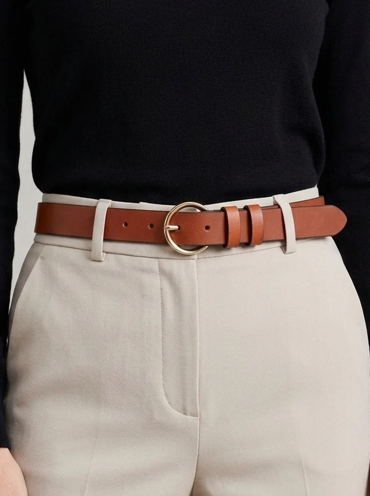 Women's Leather Belt with Gold Round Buckle (Image 2)