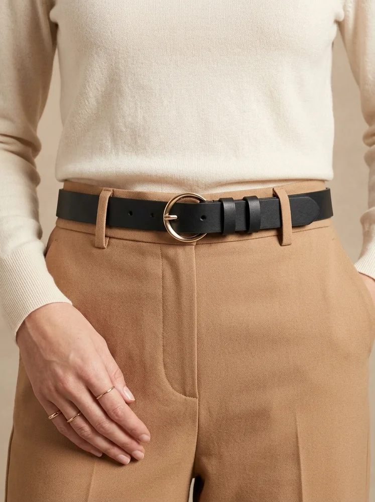 Women's Leather Belt with Gold Round Buckle (Image 2)